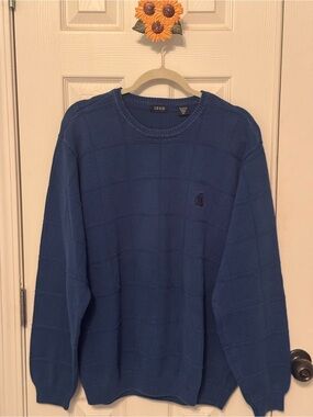 Izod Men's Royal Blue Crewneck Sweater